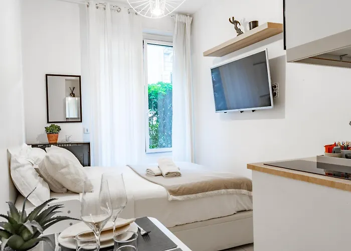 Charming & Cozy Near The Eiffel Tower * 파리