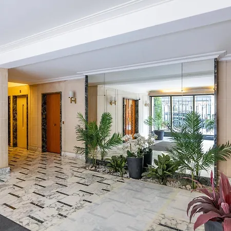 Charming & Cozy Near The Eiffel Tower